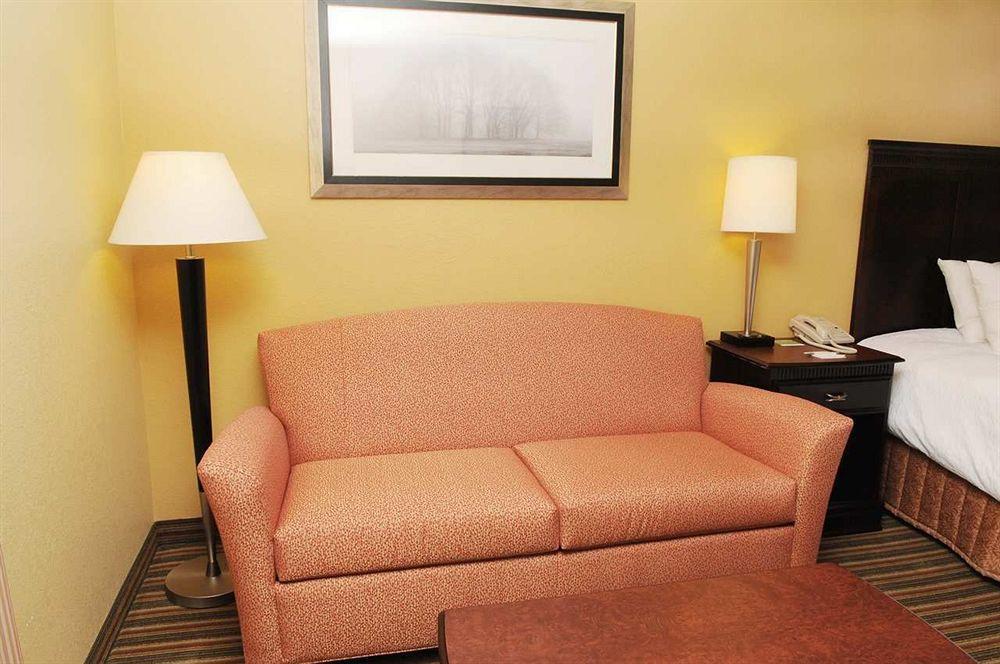 Hampton Inn Owensboro Room photo